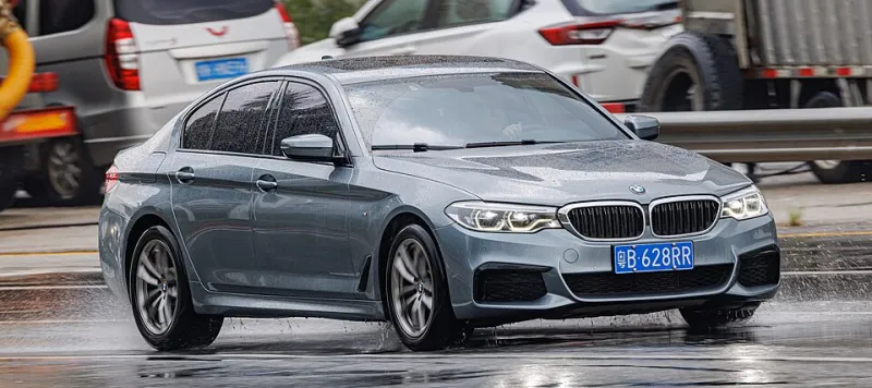 Estate or Saloon? Putting the BMW 5 Series Touring Through Its Paces on the Reading Run